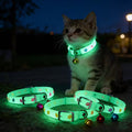 2pcs (1 Collar + 1 Bell) Random Color Pet Luminous