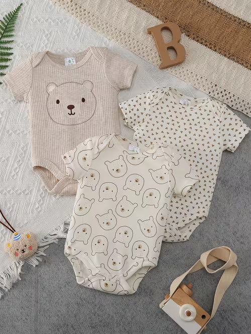 3-Piece Newborn Set with Cute Bear Pattern