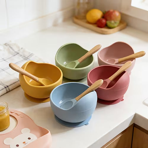 1 Set of Baby Feeding Bowl and Spoon - Baby Non-slip