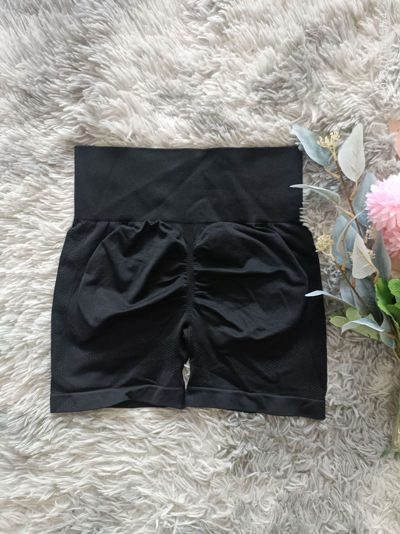 Women's Stylish Seamless Fitness Yoga Shorts