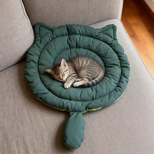 A Universal Cat Sleeping Pad