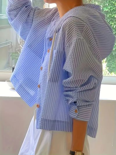 Elegant Striped Cropped Hoodie