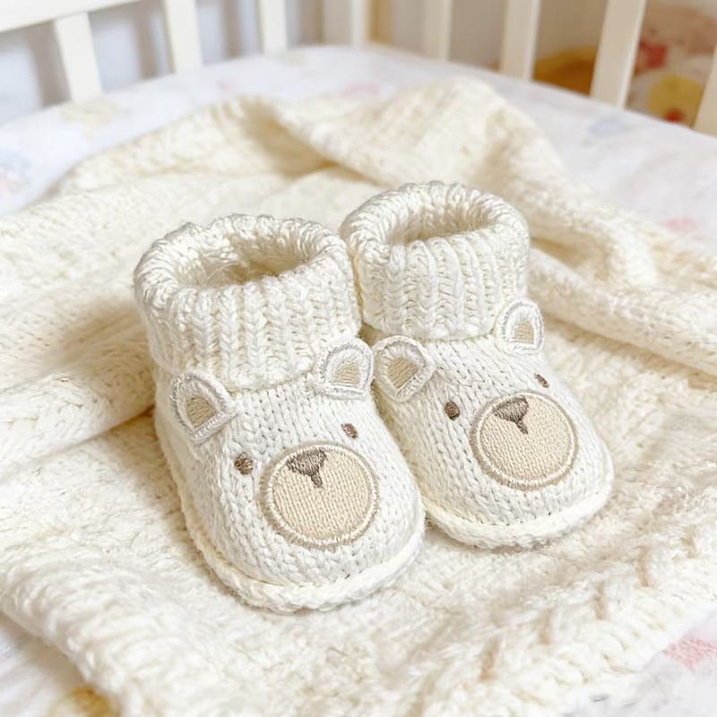 1 Pair of Adorable Cartoon Knitted Shoes