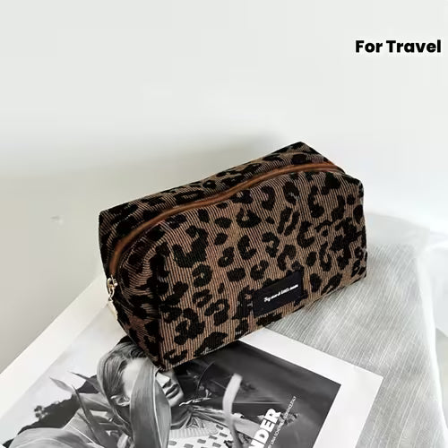 Large Capacity Fashion Leopard Print Makeup Bag